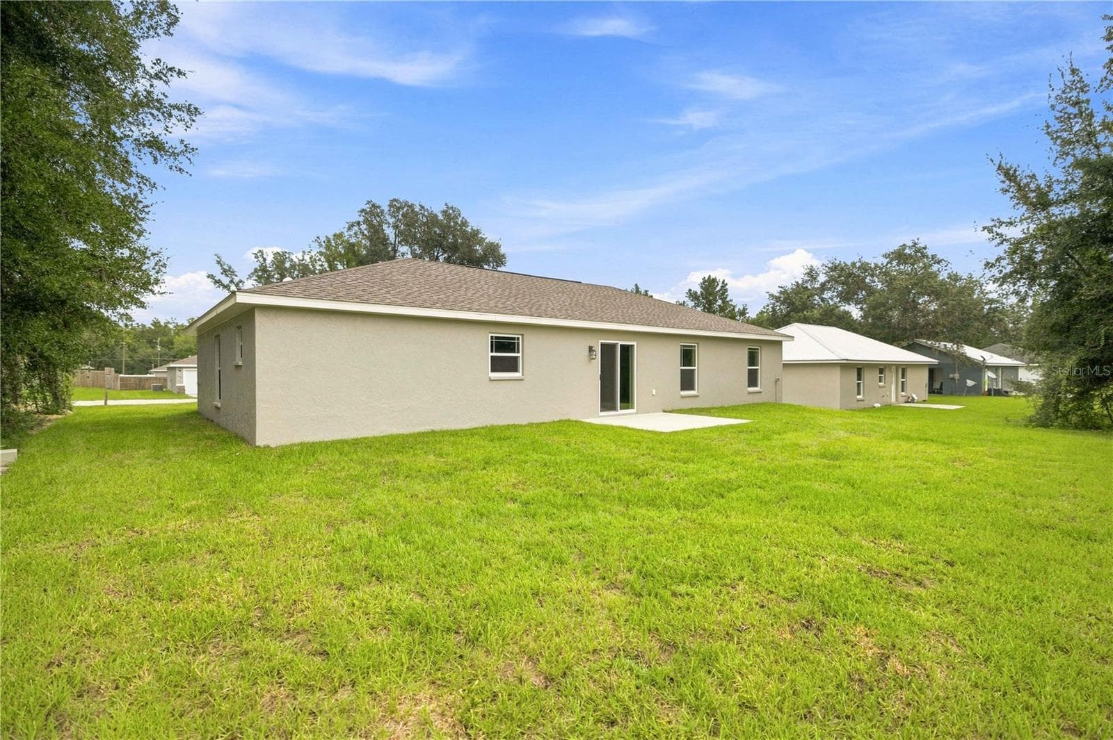 Side View of Home - 13622 SW 112TH ST, DUNNELLON