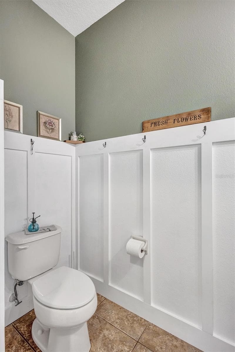 Single Family Residence at 1503 YALE CASTLE CT, RUSKIN, photo 14 of 51
