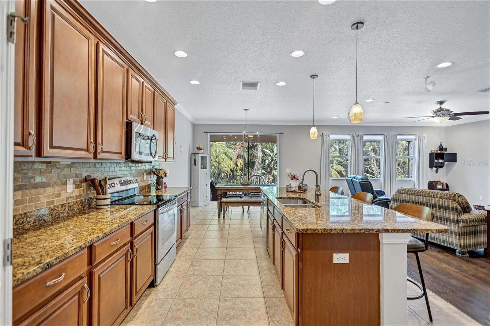 Single Family Residence at 1503 YALE CASTLE CT, RUSKIN, photo 28 of 51