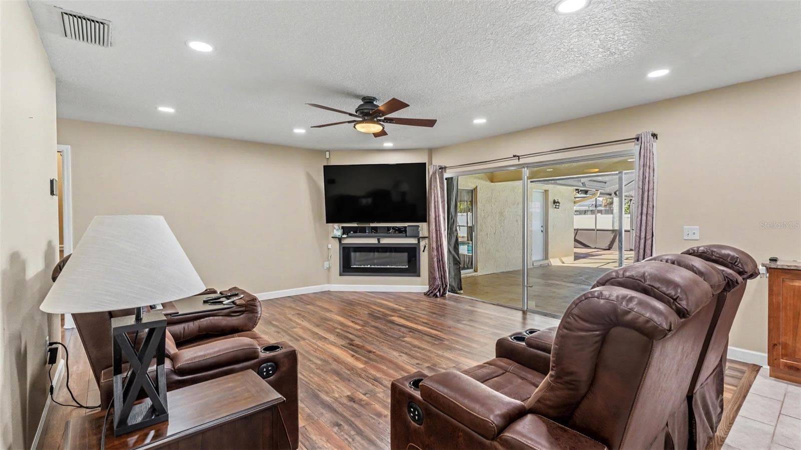 Single Family Residence at 1638 YEOMANS PATH, LAKELAND, photo 8 of 61