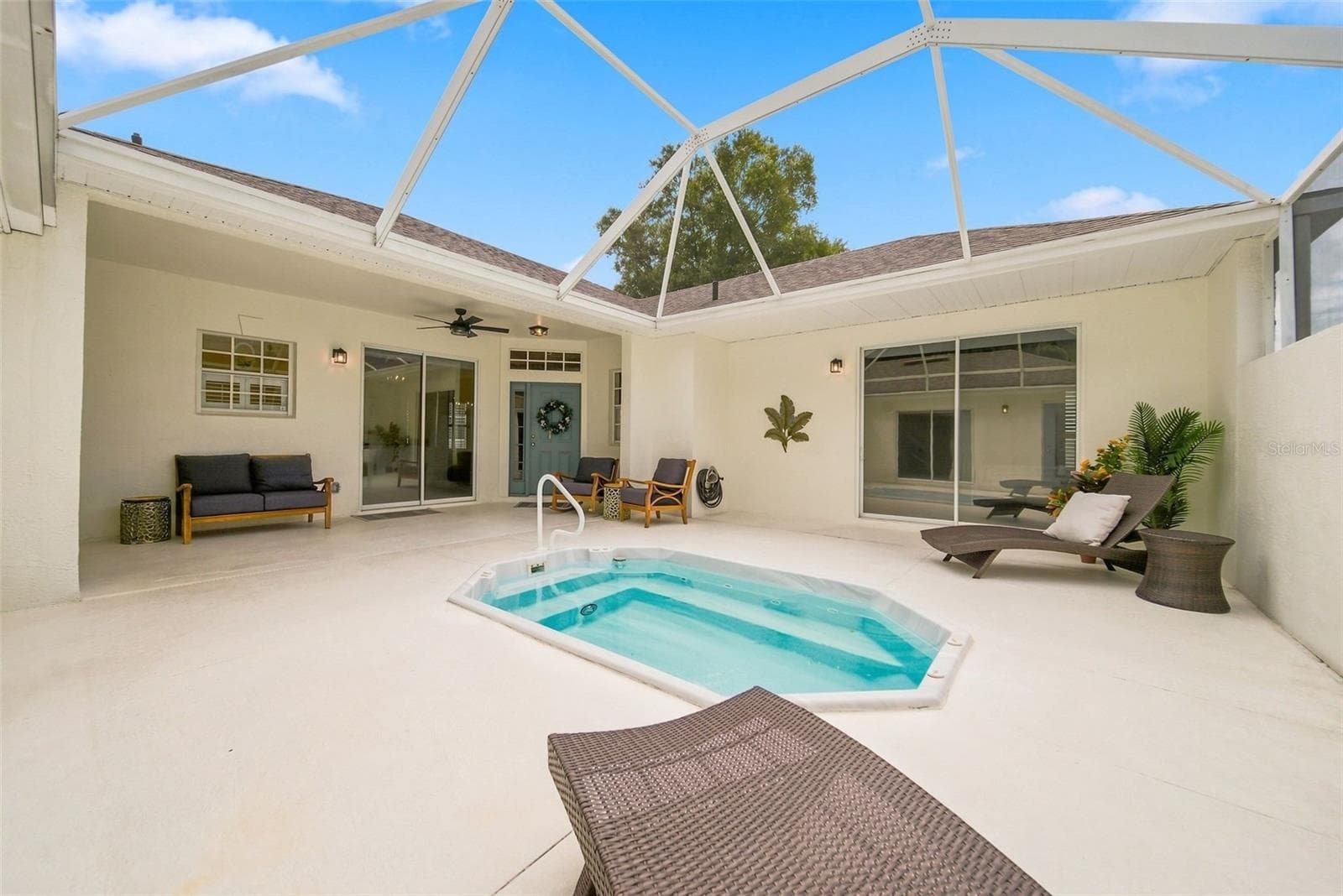 Courtyard - 2113 STONEBRIDGE WAY, CLERMONT