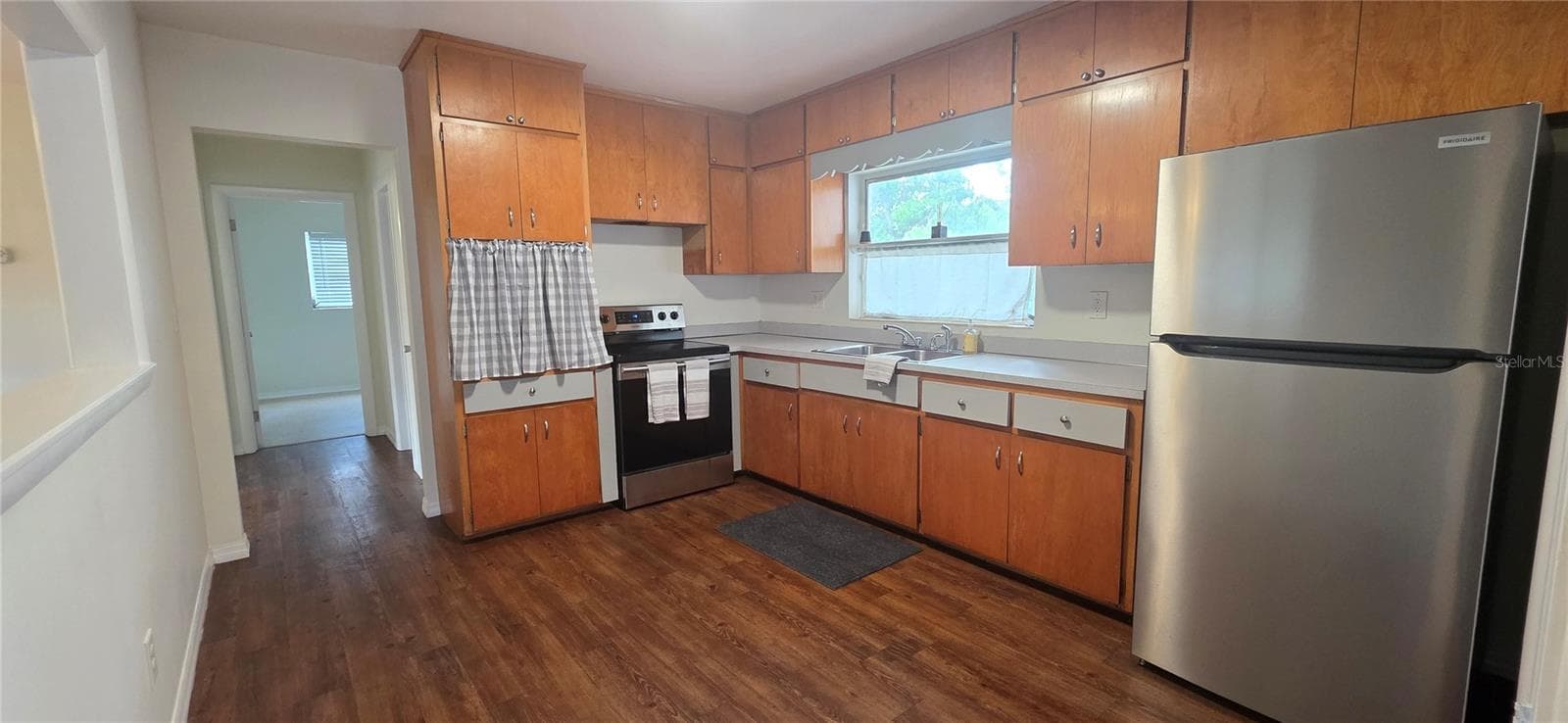 Single Family Residence at 153 E HIGHBANKS RD, DEBARY, photo 3 of 16