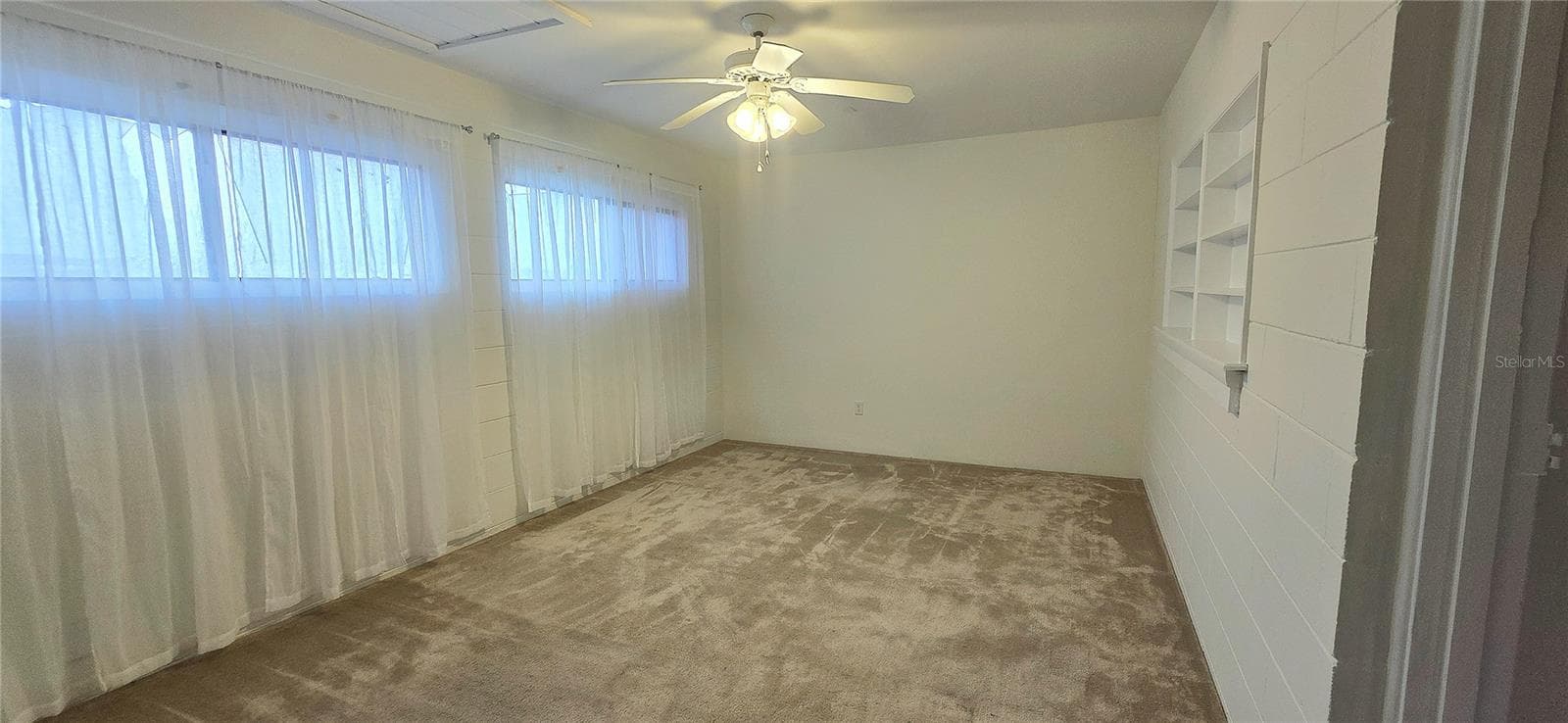 Single Family Residence at 153 E HIGHBANKS RD, DEBARY, photo 8 of 16