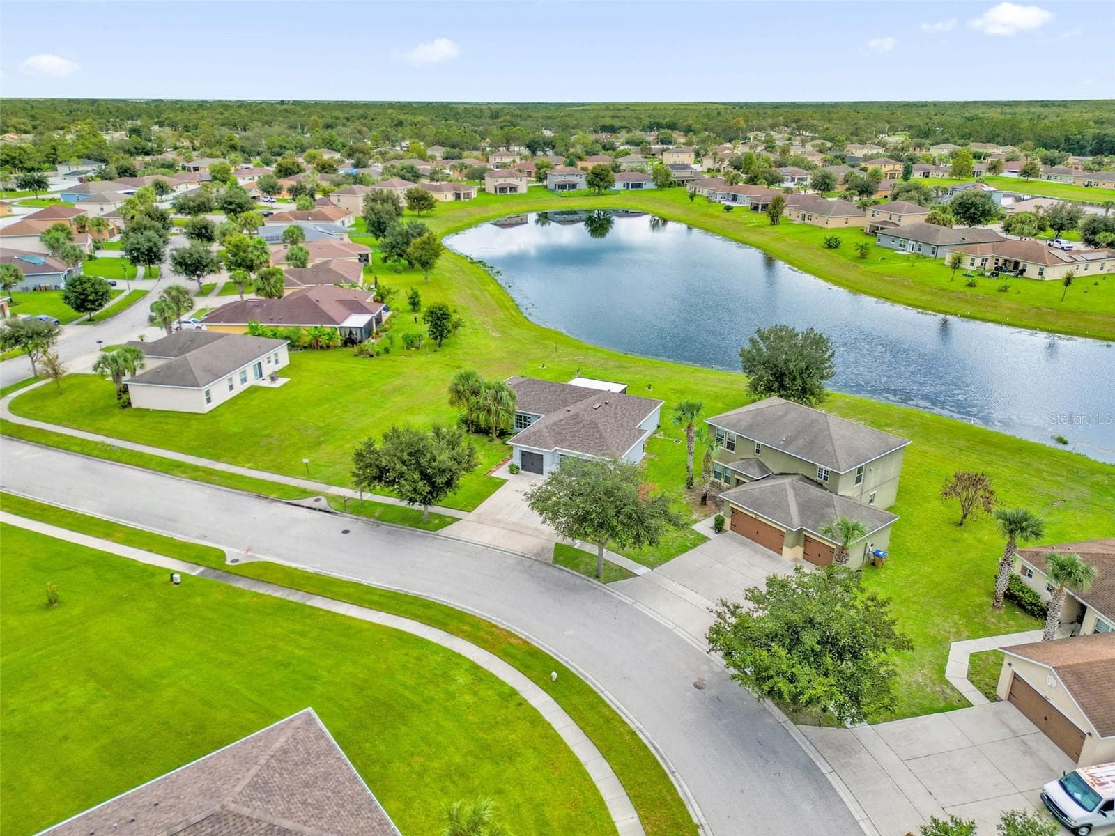 Single Family Residence at 3651 SAIL HARBOR DR, KISSIMMEE, photo 2 of 35