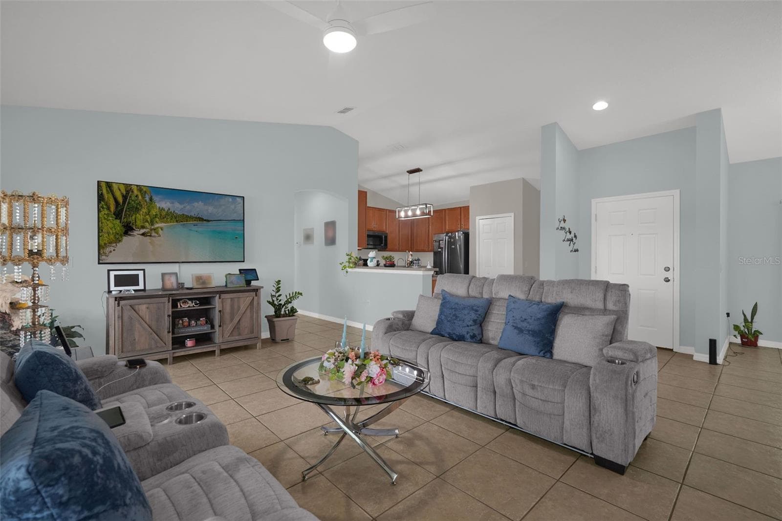 Single Family Residence at 3651 SAIL HARBOR DR, KISSIMMEE, photo 10 of 35