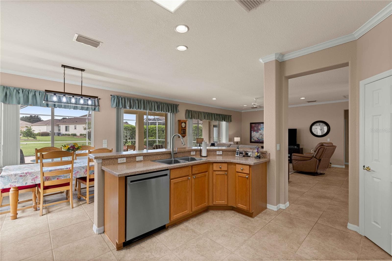 Kitchen - 9286 SE 128TH ST, SUMMERFIELD