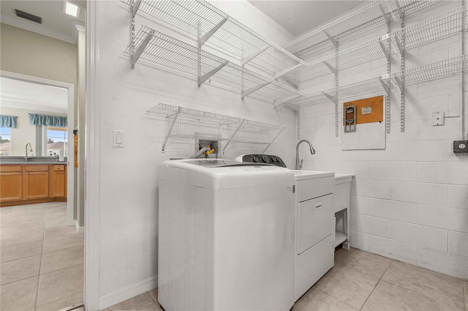 Laundry Area - 9286 SE 128TH ST, SUMMERFIELD