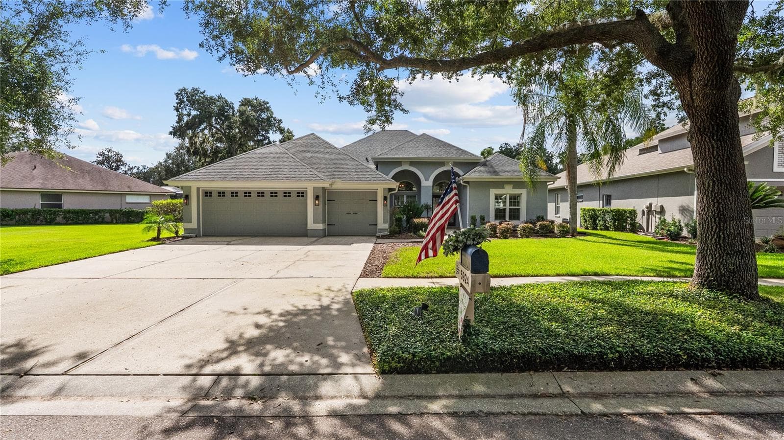 Single Family Residence at 5924 CHERRY OAK DR, VALRICO, photo 7 of 54