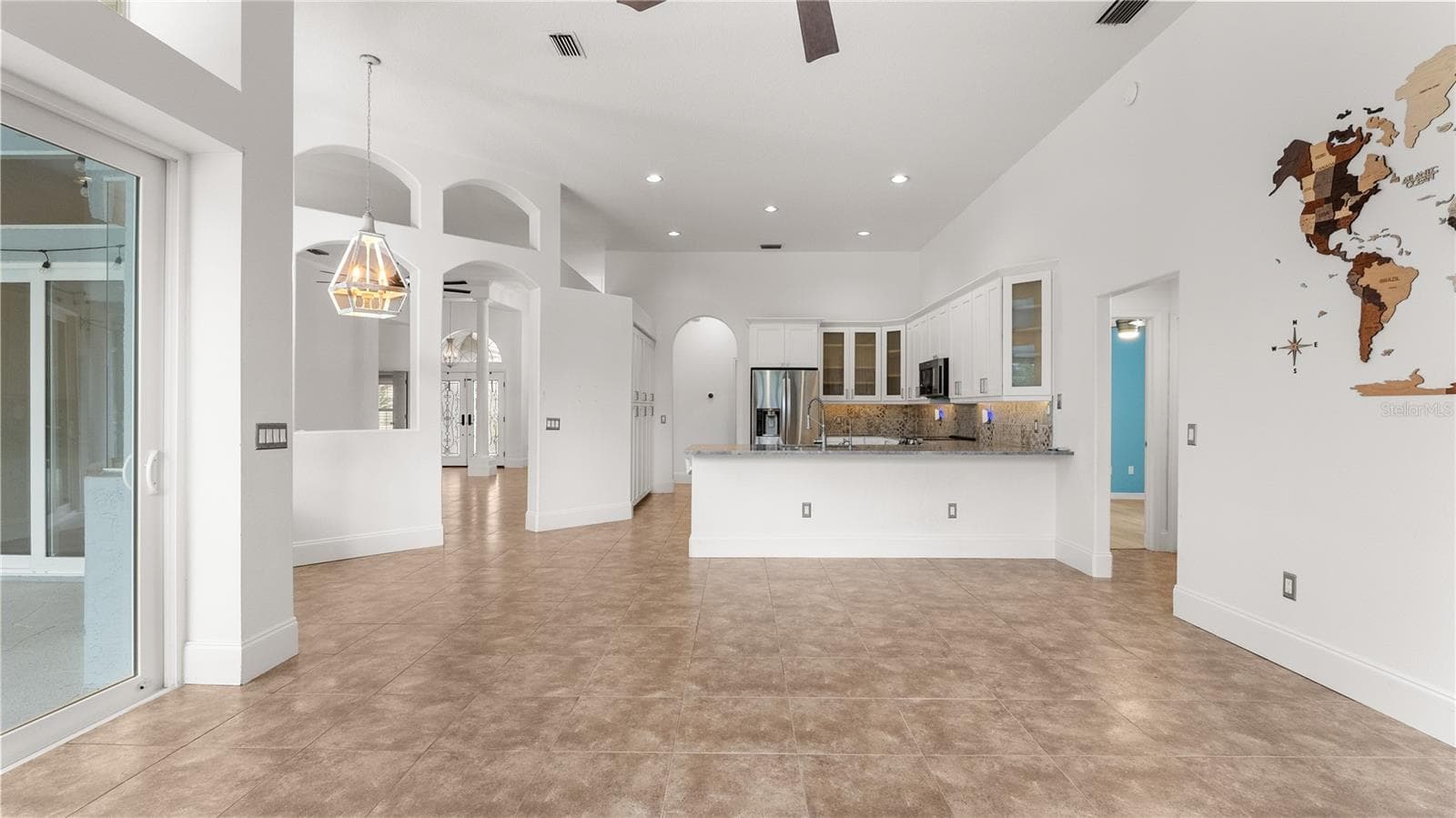 Single Family Residence at 5924 CHERRY OAK DR, VALRICO, photo 12 of 54