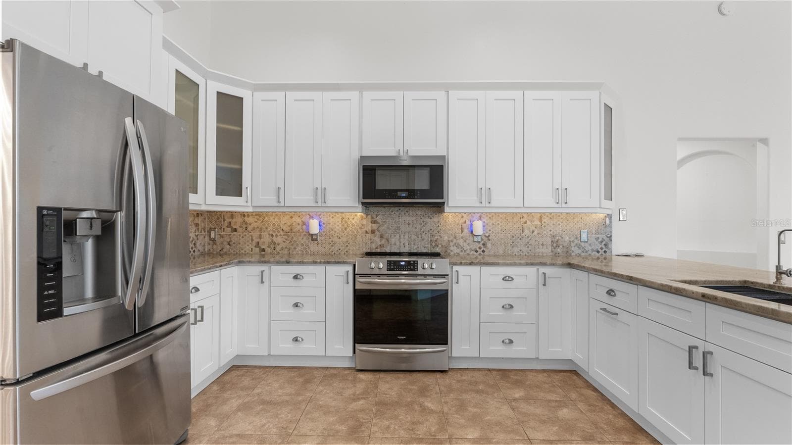 Single Family Residence at 5924 CHERRY OAK DR, VALRICO, photo 19 of 54
