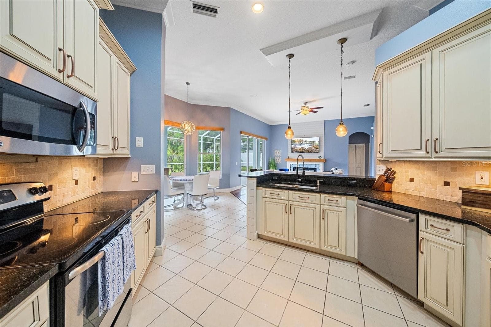 Single Family Residence at 7378 DEER CROSSING CT, SARASOTA, photo 11 of 60