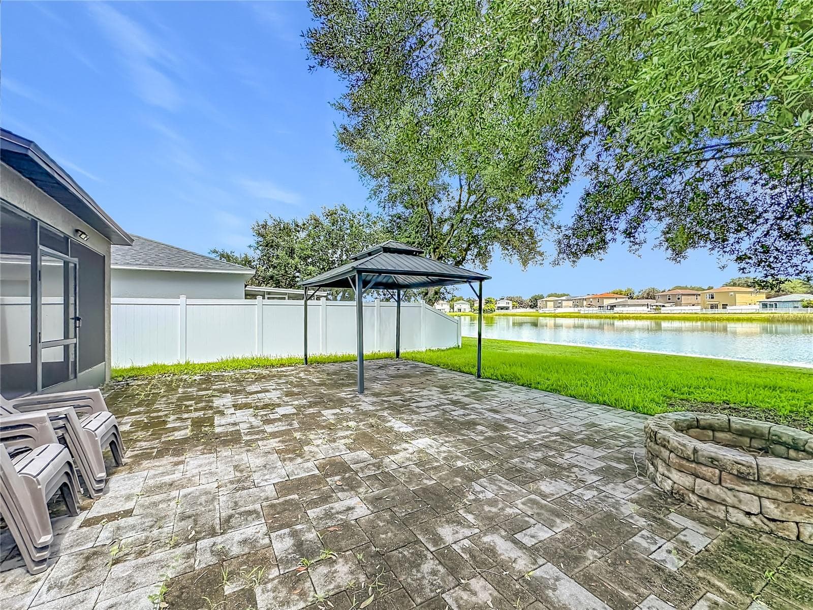 Single Family Residence at 7931 CARRIAGE POINTE DR, GIBSONTON, photo 53 of 59