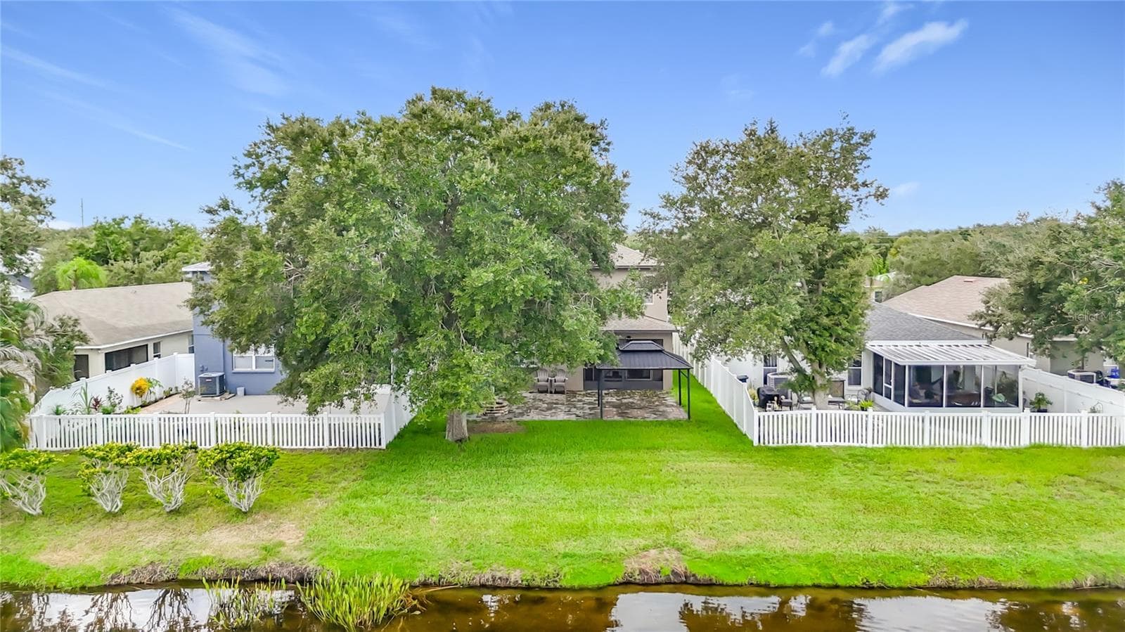 Single Family Residence at 7931 CARRIAGE POINTE DR, GIBSONTON, photo 57 of 59