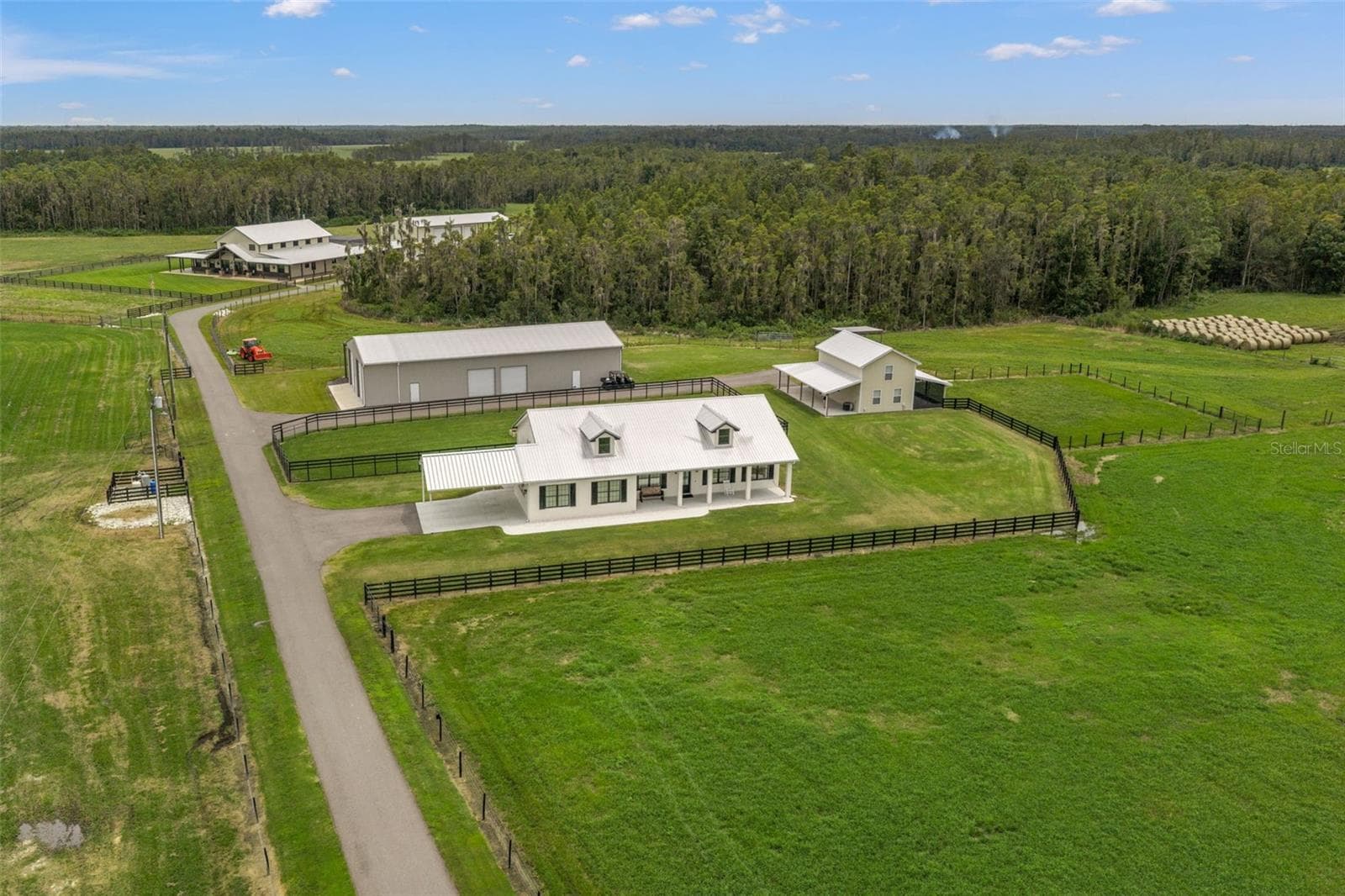 Single Family Residence at 11657 MOORE RD, LAKELAND, photo 51 of 93