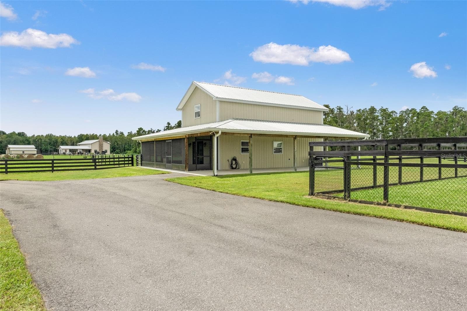 Single Family Residence at 11657 MOORE RD, LAKELAND, photo 70 of 93