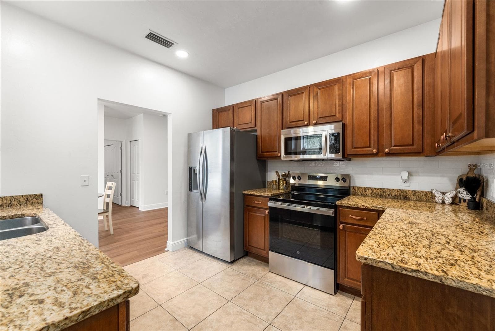 Single Family Residence at 9028 SW 76TH AVE, GAINESVILLE, photo 12 of 40