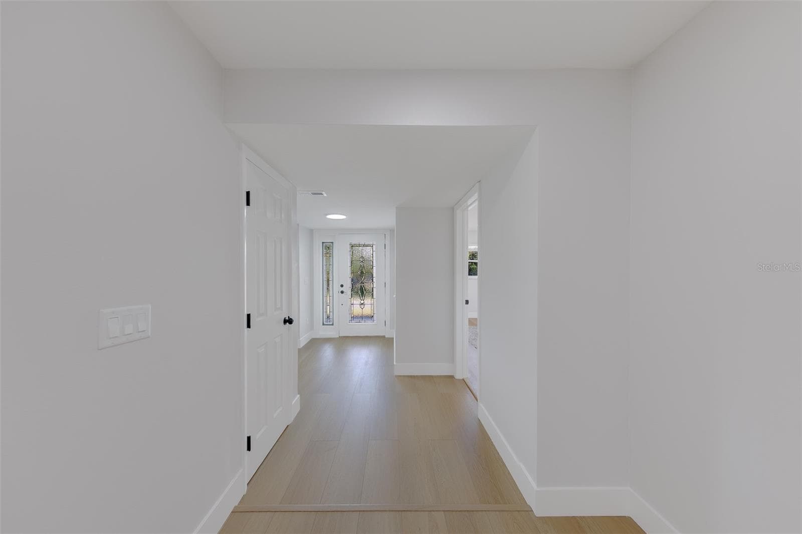 Single Family Residence at 471 SIERRA CIR E, LARGO, photo 4 of 79