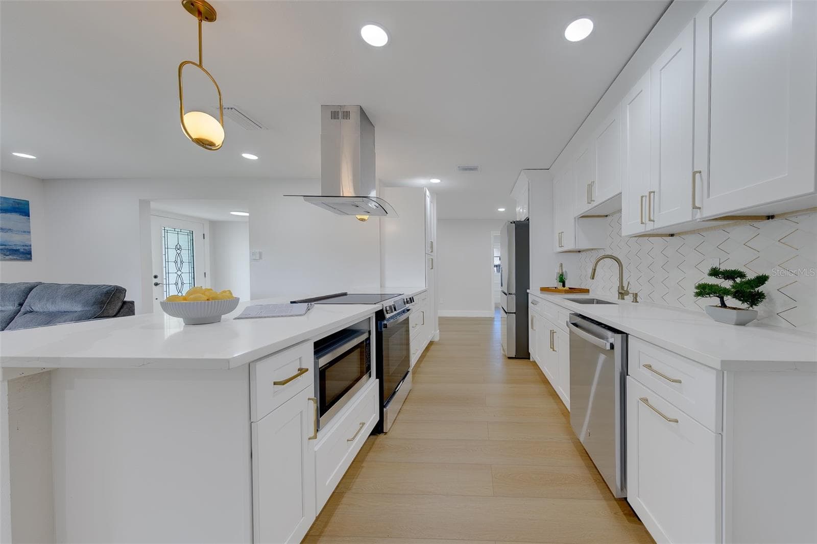 Single Family Residence at 471 SIERRA CIR E, LARGO, photo 13 of 79