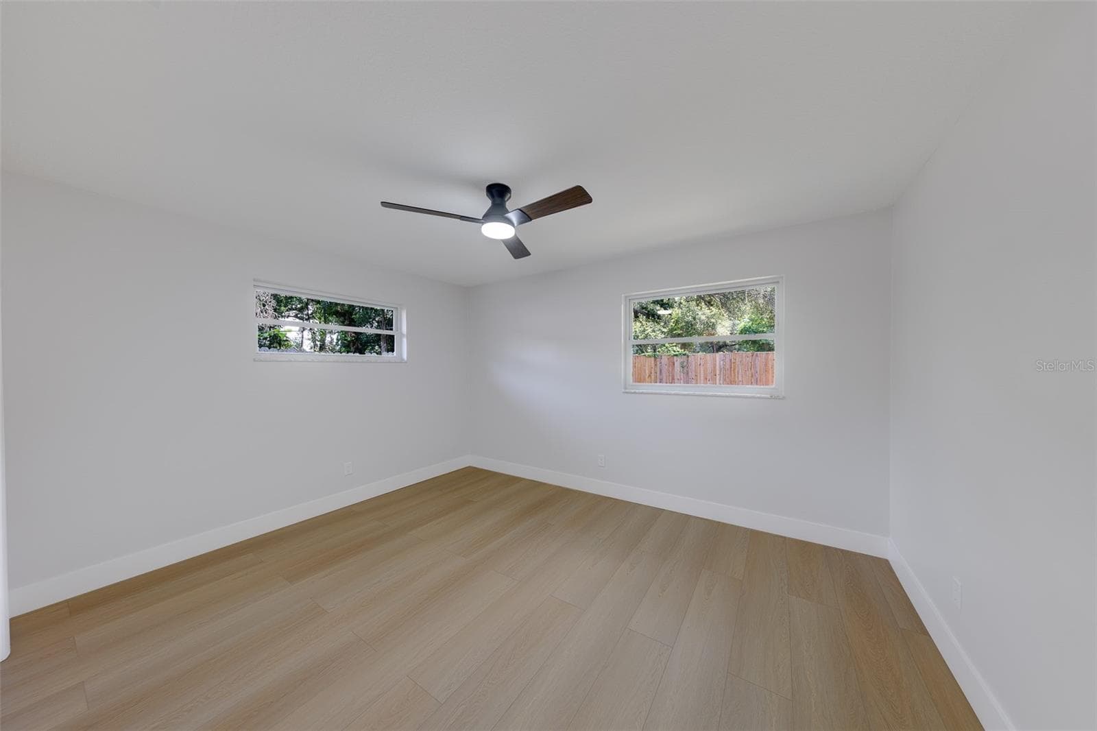 Single Family Residence at 471 SIERRA CIR E, LARGO, photo 21 of 79