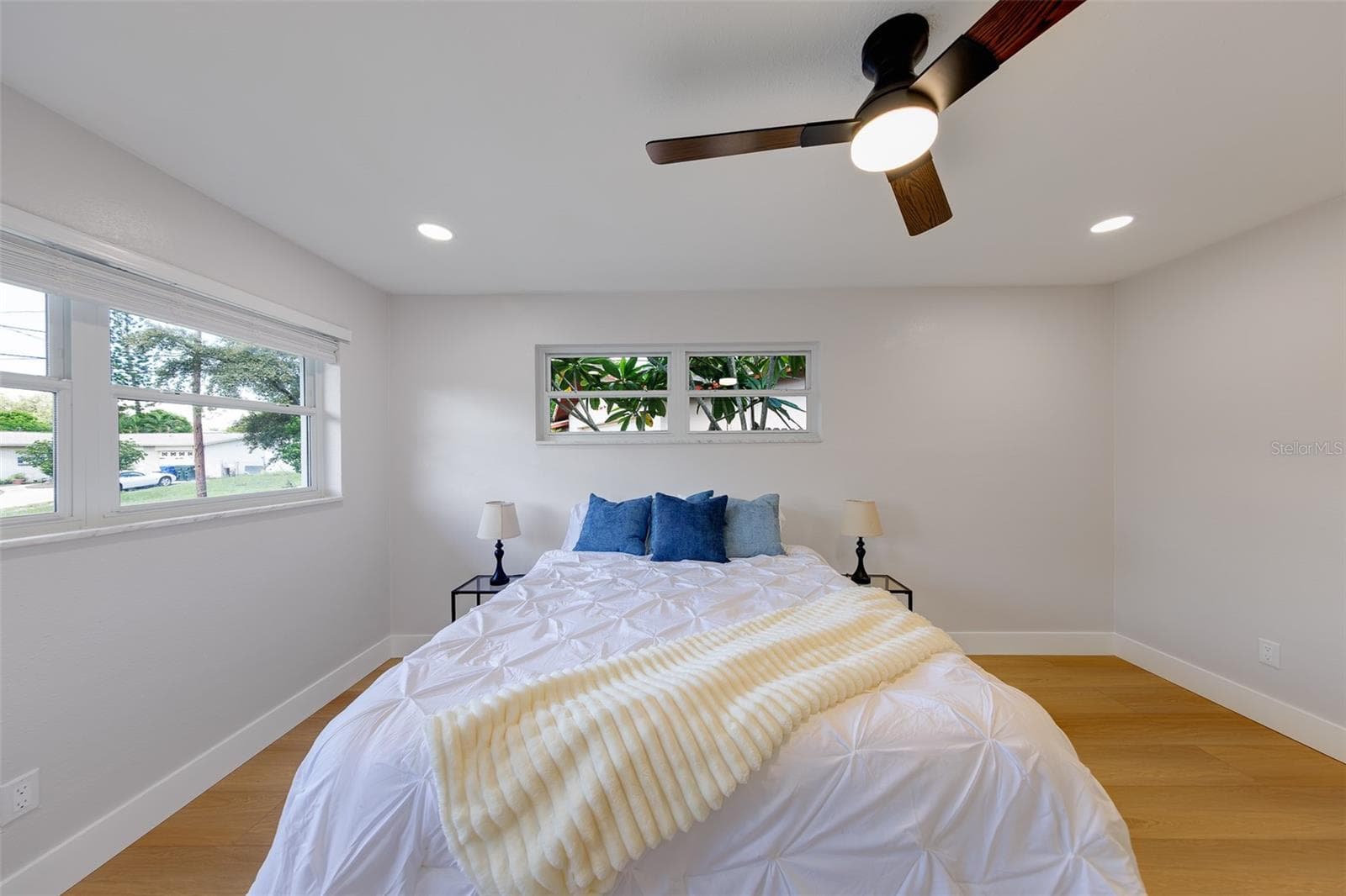 Single Family Residence at 471 SIERRA CIR E, LARGO, photo 33 of 79