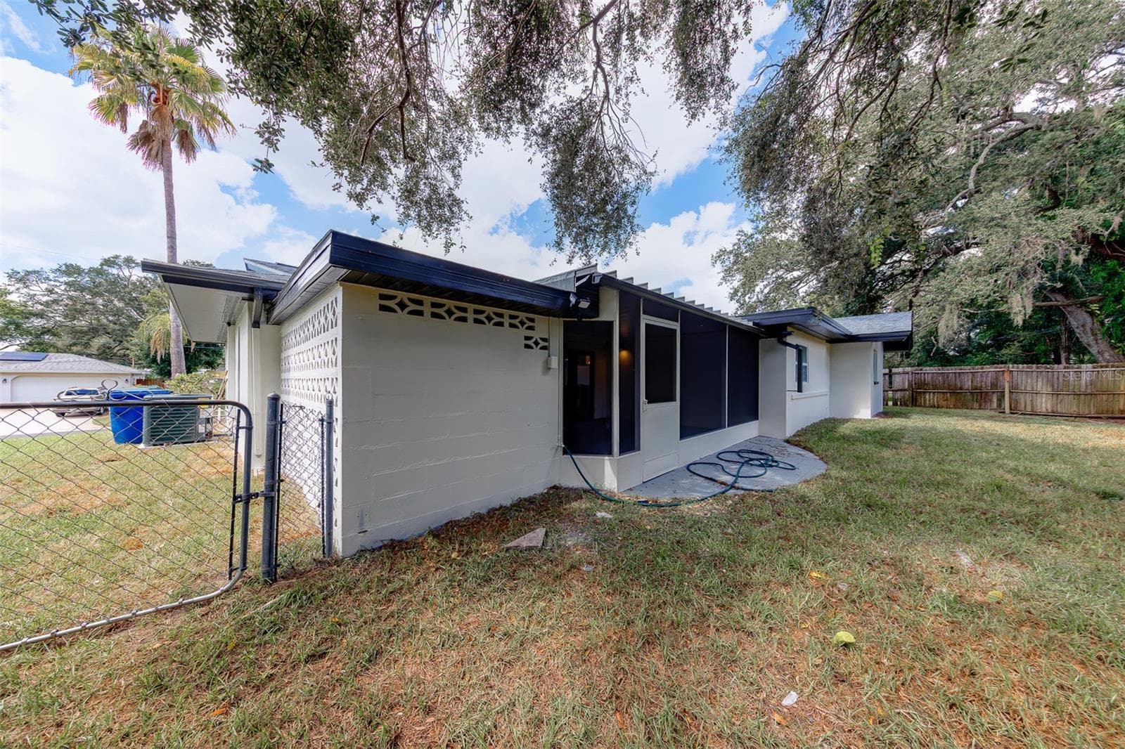 Single Family Residence at 471 SIERRA CIR E, LARGO, photo 46 of 79