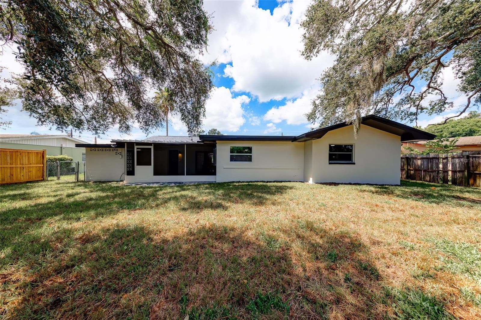 Single Family Residence at 471 SIERRA CIR E, LARGO, photo 49 of 79