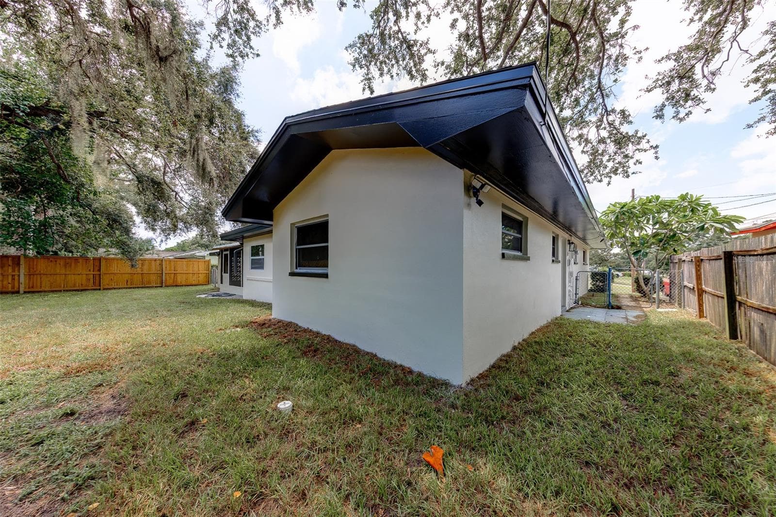 Single Family Residence at 471 SIERRA CIR E, LARGO, photo 53 of 79