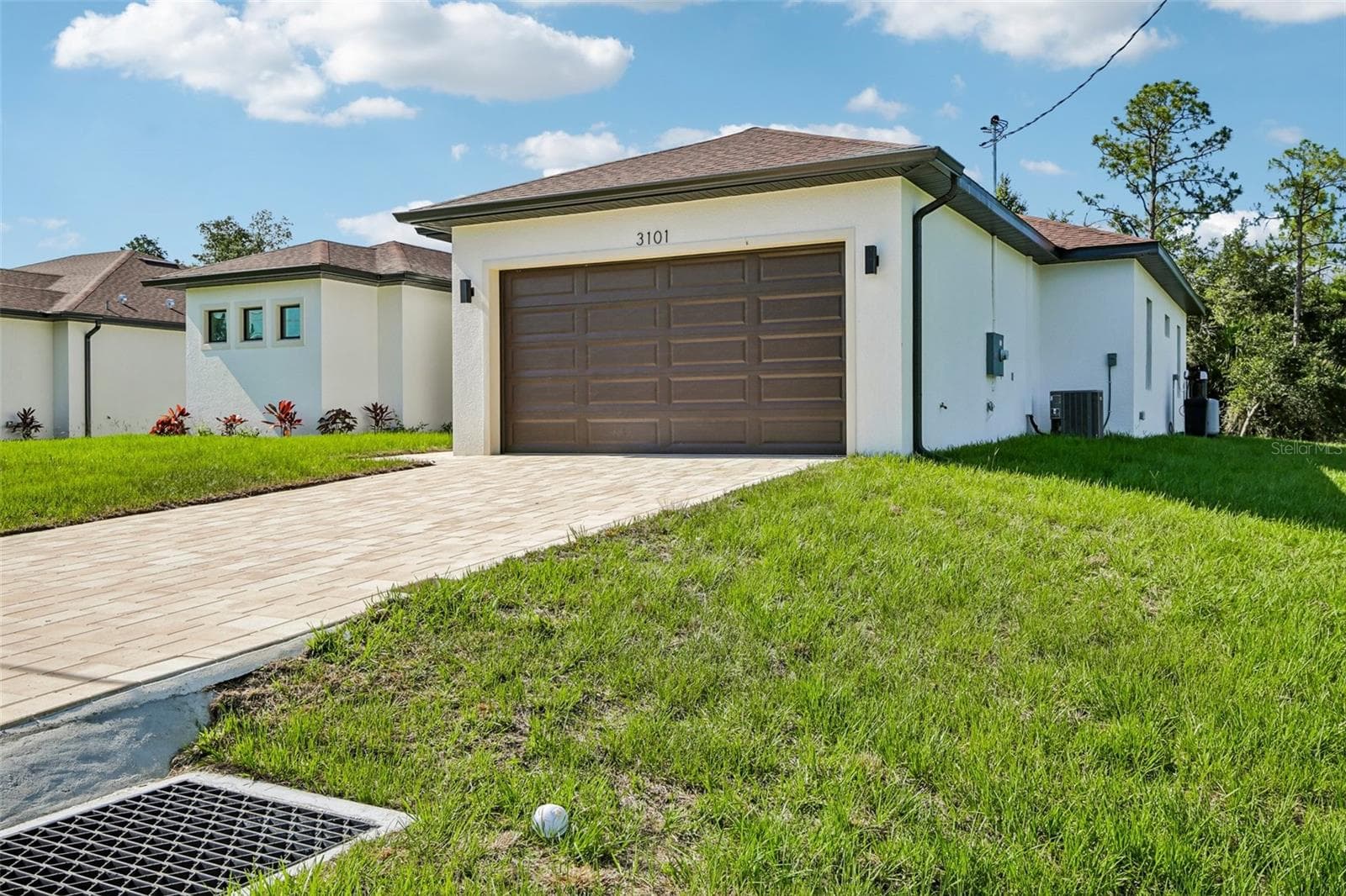 Single Family Residence at 2935 JOLLIVETTE RD, NORTH PORT, photo 2 of 41