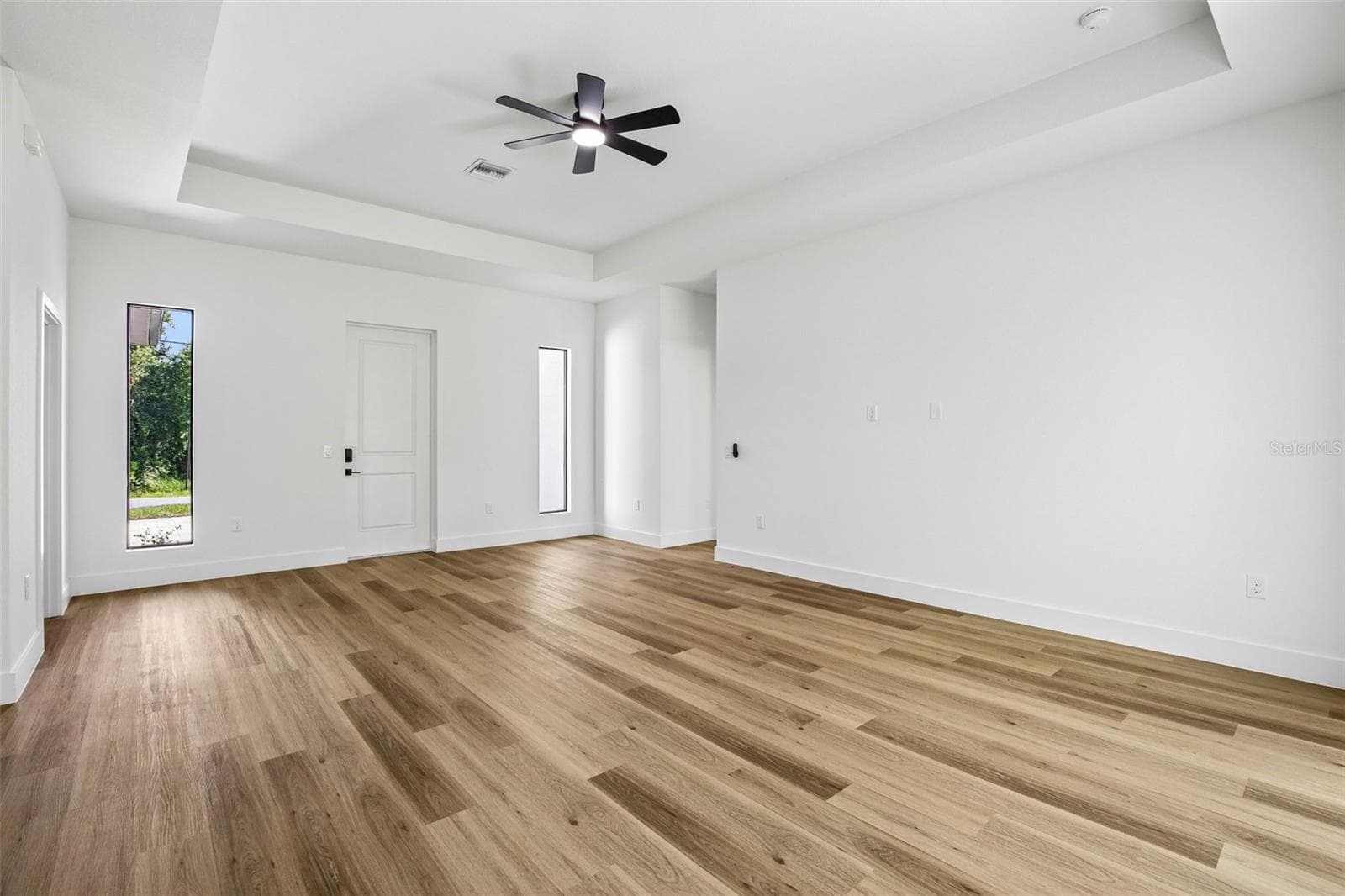 Single Family Residence at 2935 JOLLIVETTE RD, NORTH PORT, photo 8 of 41