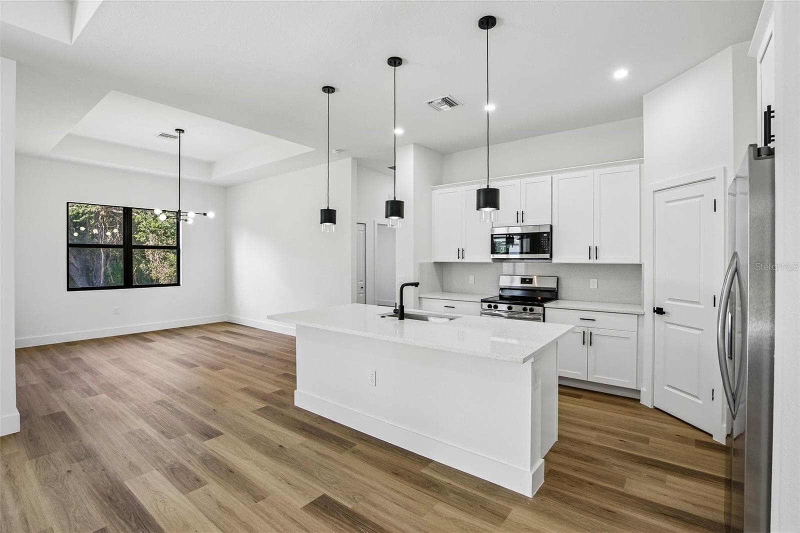 Single Family Residence at 2935 JOLLIVETTE RD, NORTH PORT, photo 9 of 41