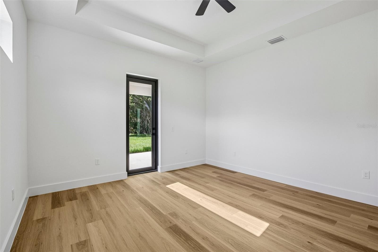 Single Family Residence at 2935 JOLLIVETTE RD, NORTH PORT, photo 17 of 41