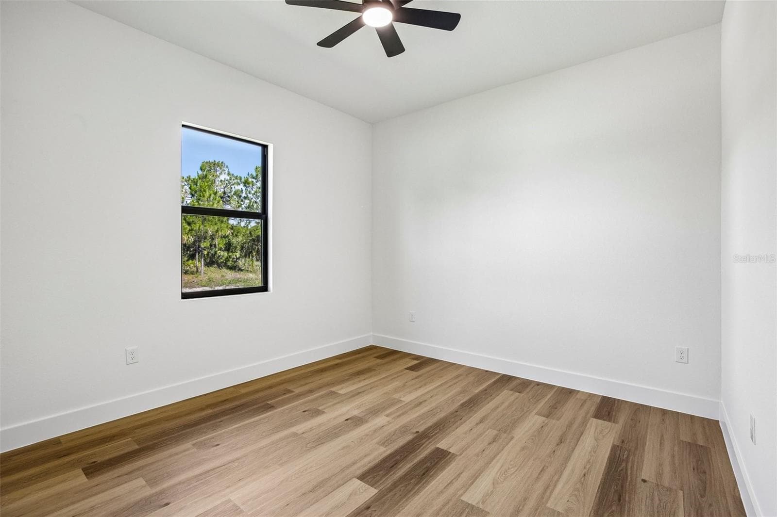 Single Family Residence at 2935 JOLLIVETTE RD, NORTH PORT, photo 29 of 41