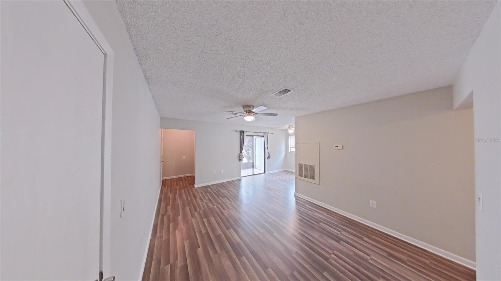 Apartment at 10352 HEMLOCK ST, SPRING HILL, photo 3 of 11