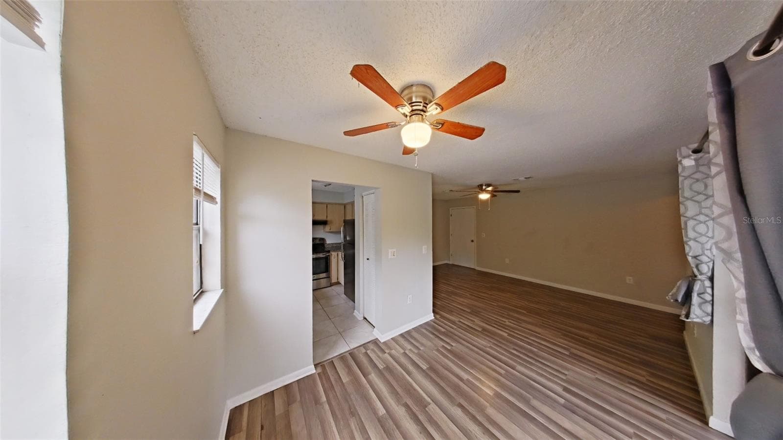 Apartment at 10352 HEMLOCK ST, SPRING HILL, photo 4 of 11