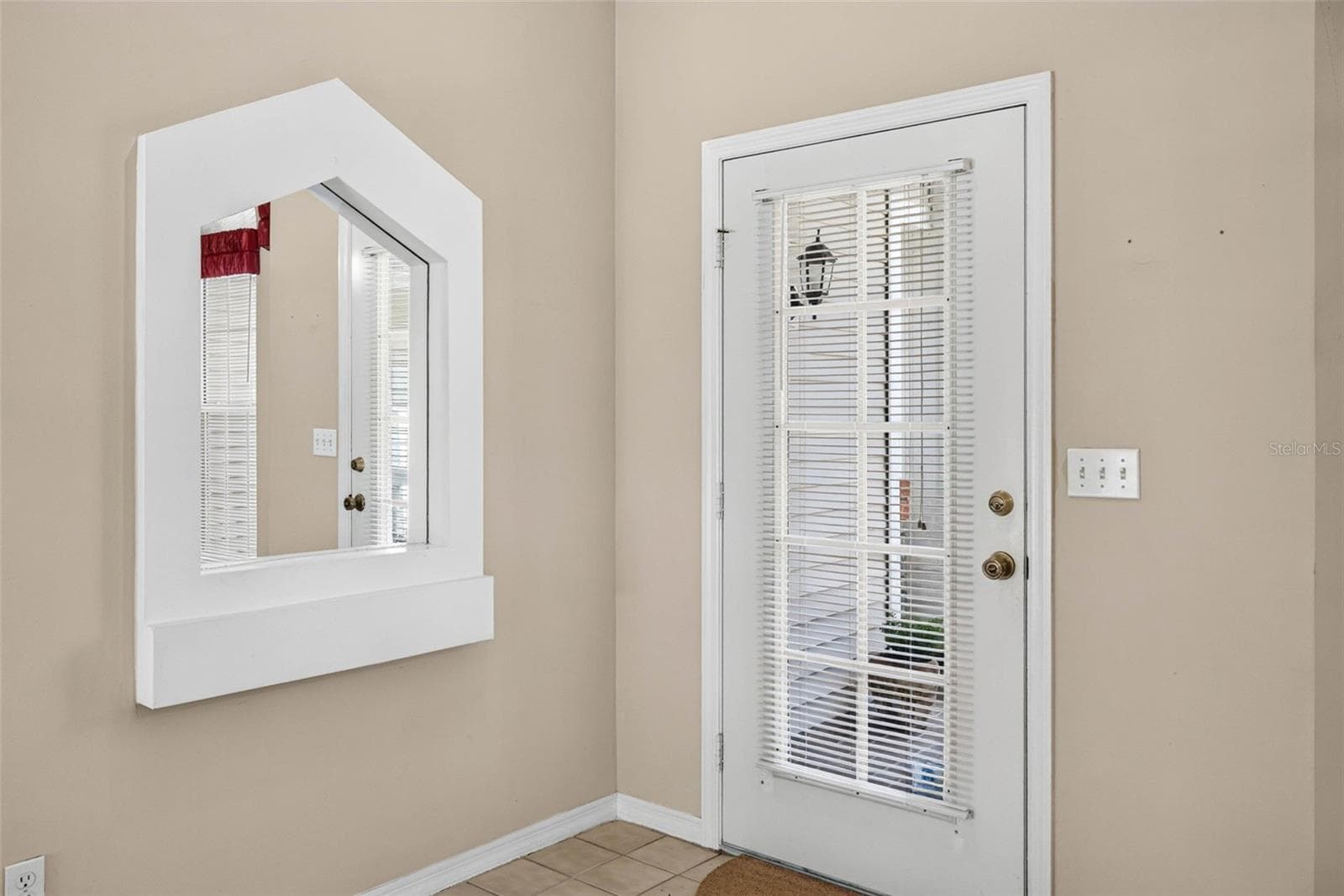 Single Family Residence at 3318 SILVERPOND DR, PLANT CITY, photo 6 of 40