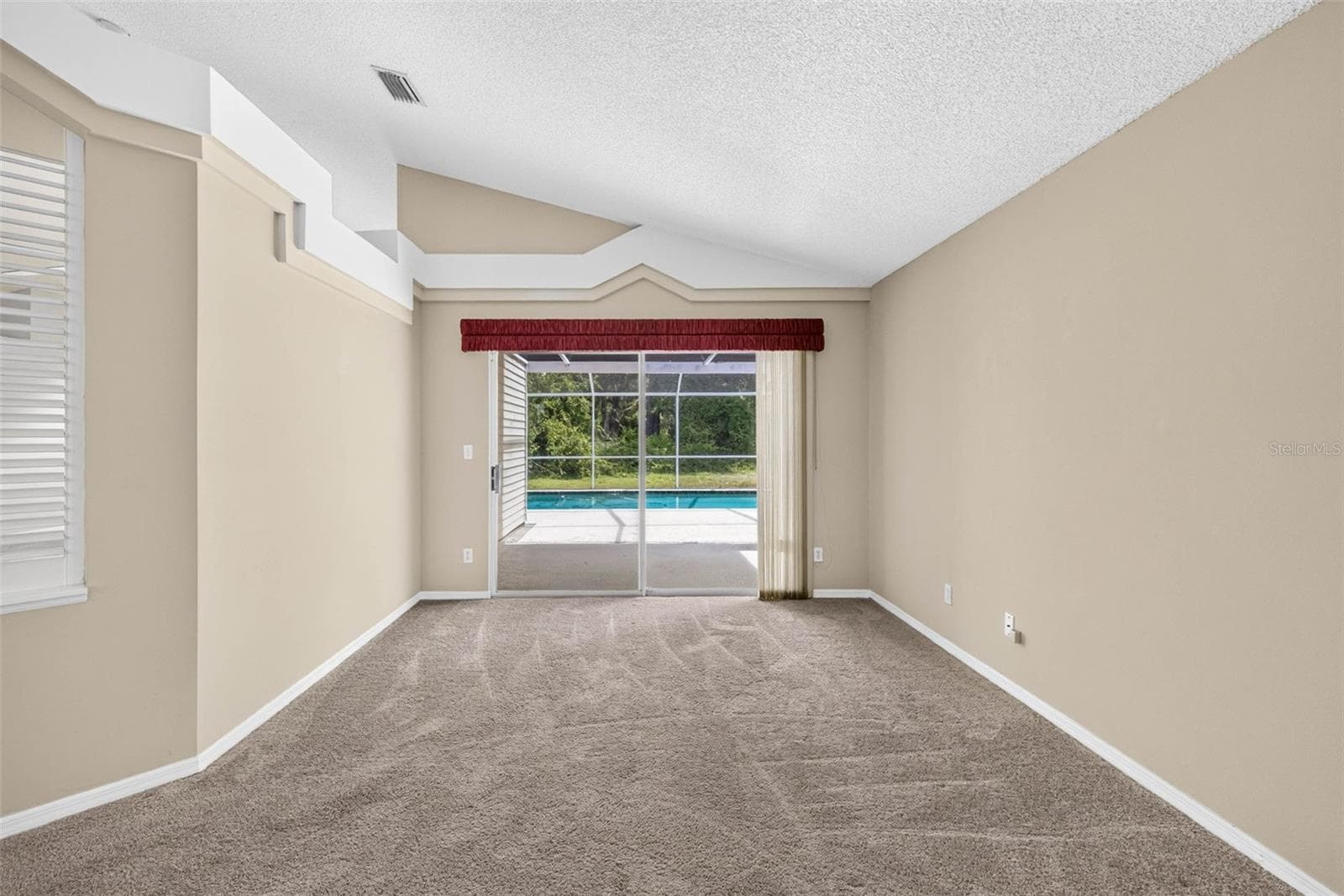 Single Family Residence at 3318 SILVERPOND DR, PLANT CITY, photo 11 of 40