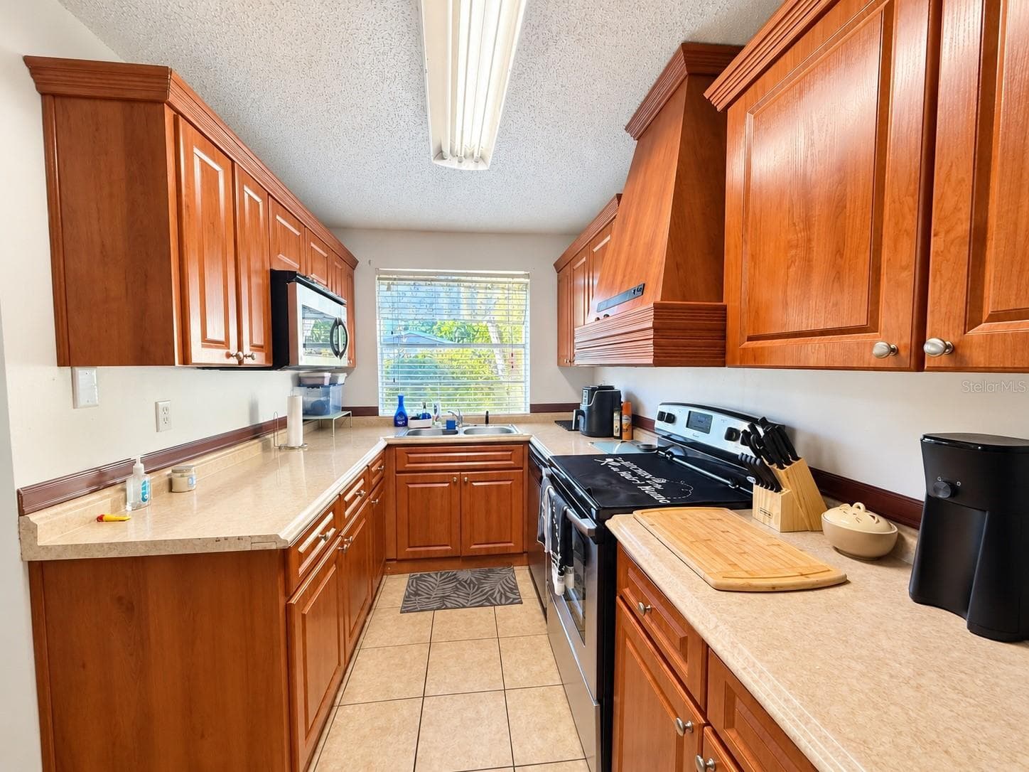 Condominium at 7535 ABONADO RD #B, TAMPA, photo 5 of 22
