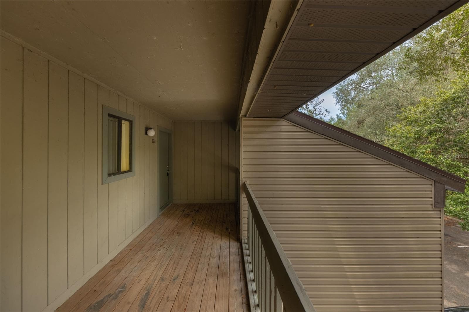 Condominium at 83 SE 16TH AVE #E303, GAINESVILLE, photo 2 of 23