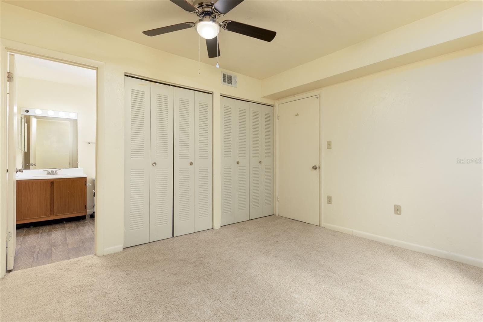 Back Bedroom - 83 SE 16TH AVE #E303, GAINESVILLE