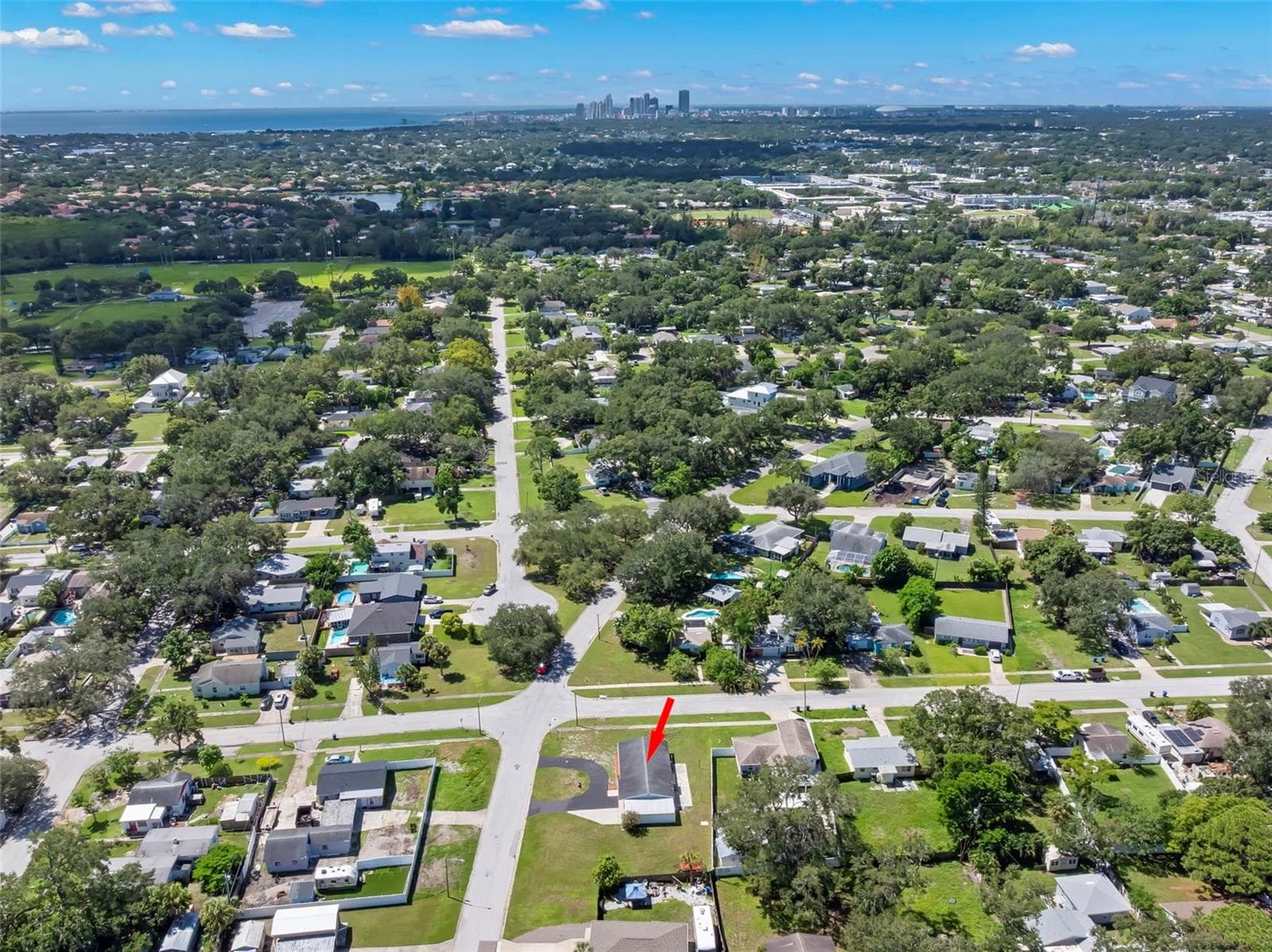 Single Family Residence at 6100 WOODROW WILSON BLVD NE, ST PETERSBURG, photo 34 of 38