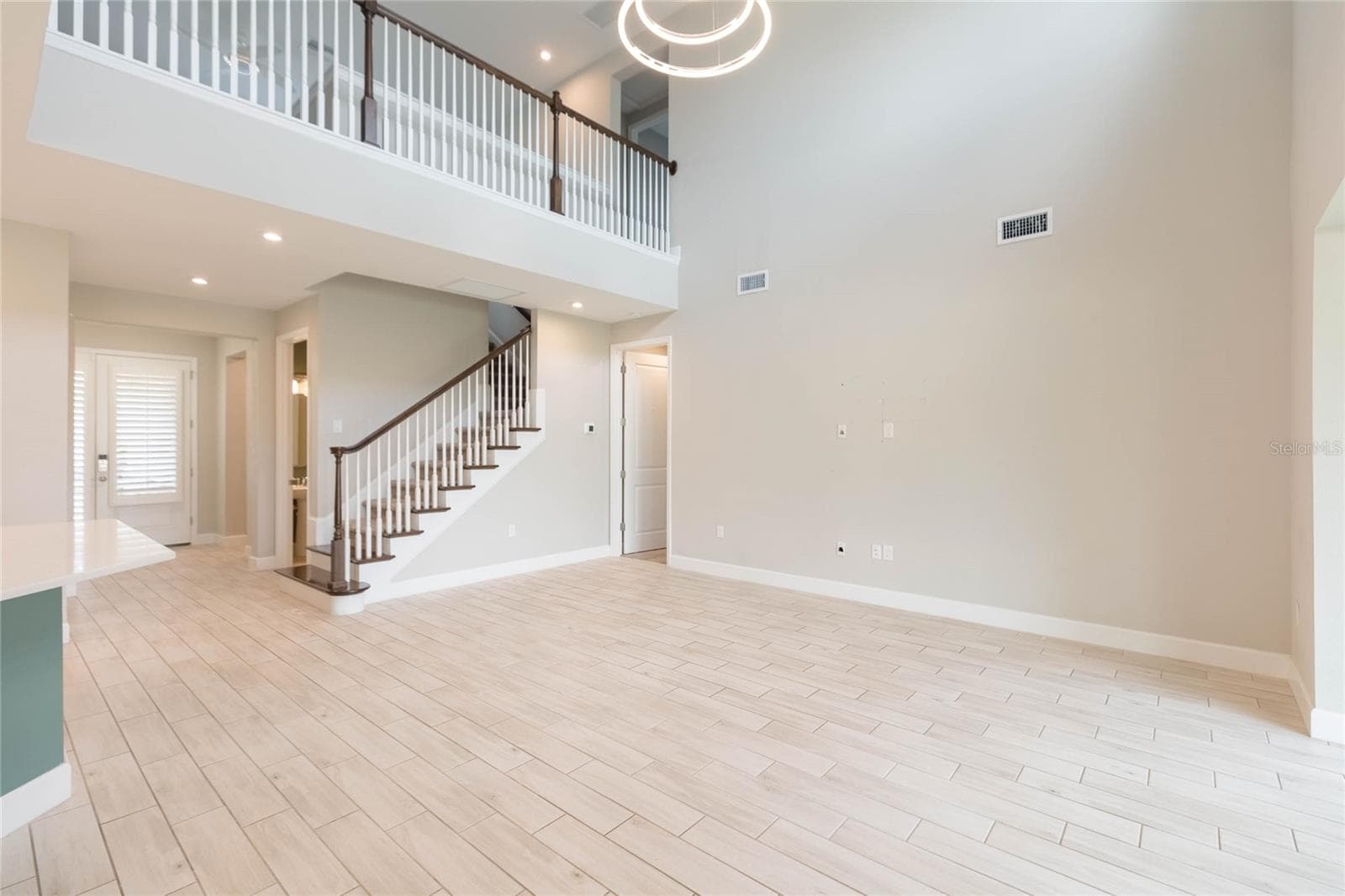 Foyer Living Room Den - 13649 CANNON DR, ODESSA