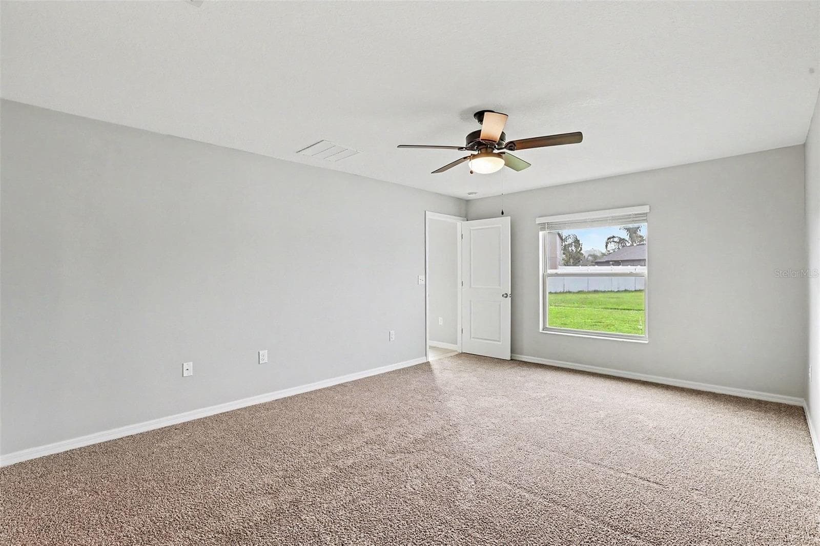 Single Family Residence at 13224 WILDFLOWER MEADOW DR, RIVERVIEW, photo 9 of 20
