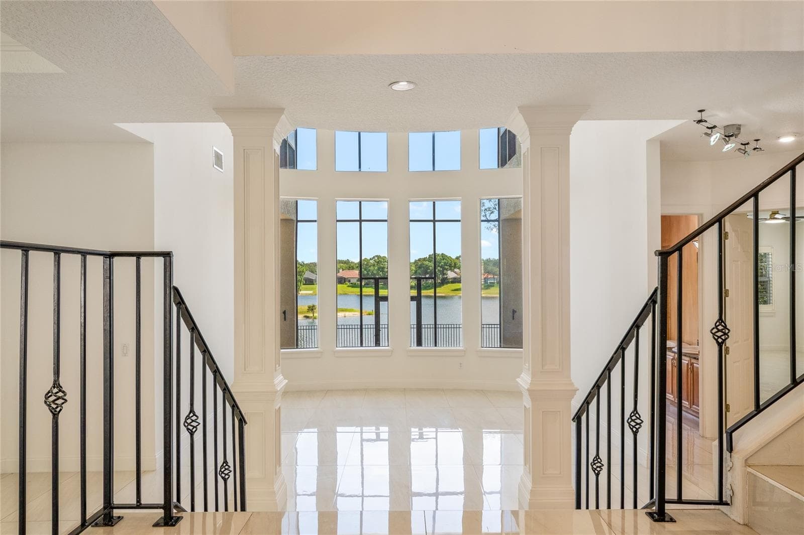 Entry - View of Lake Marietta - 672 STONEFIELD LOOP, LAKE MARY