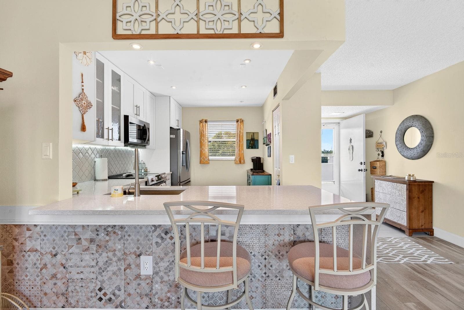 Breakfast Bar area - 4240 IRONWOOD CIR #302A, BRADENTON