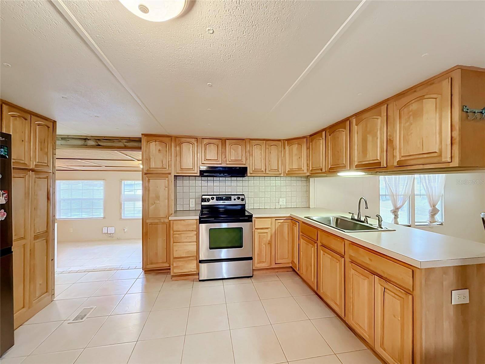 Kitchen - 1514 RIDGE RD, TAVARES