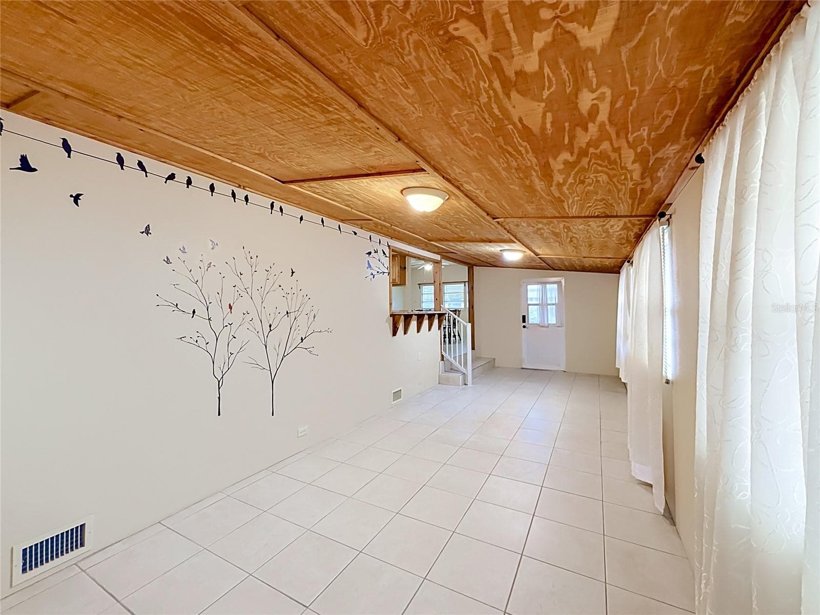 2nd Living Area - 1514 RIDGE RD, TAVARES