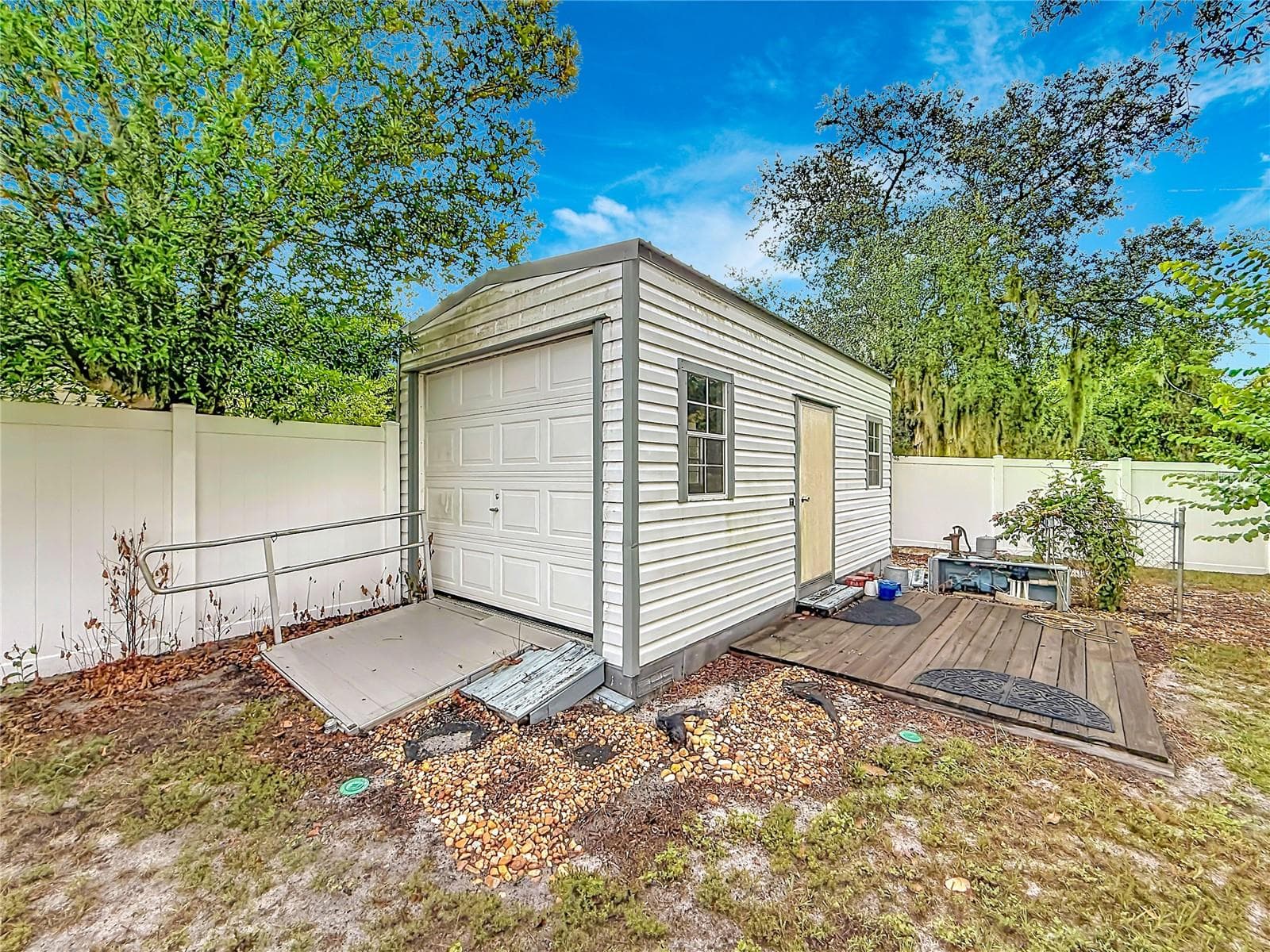 Out building/Storage - 1514 RIDGE RD, TAVARES