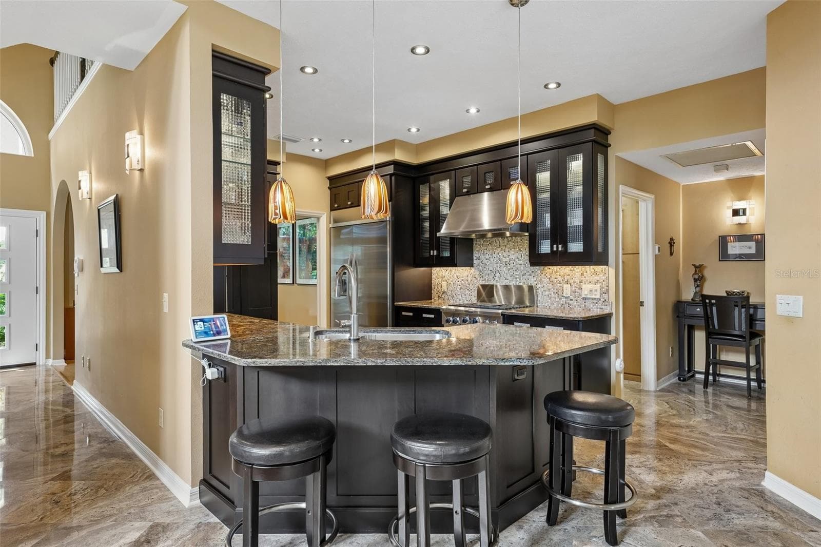 Kitchen - 4710 RIDGECLIFF DR, BRANDON