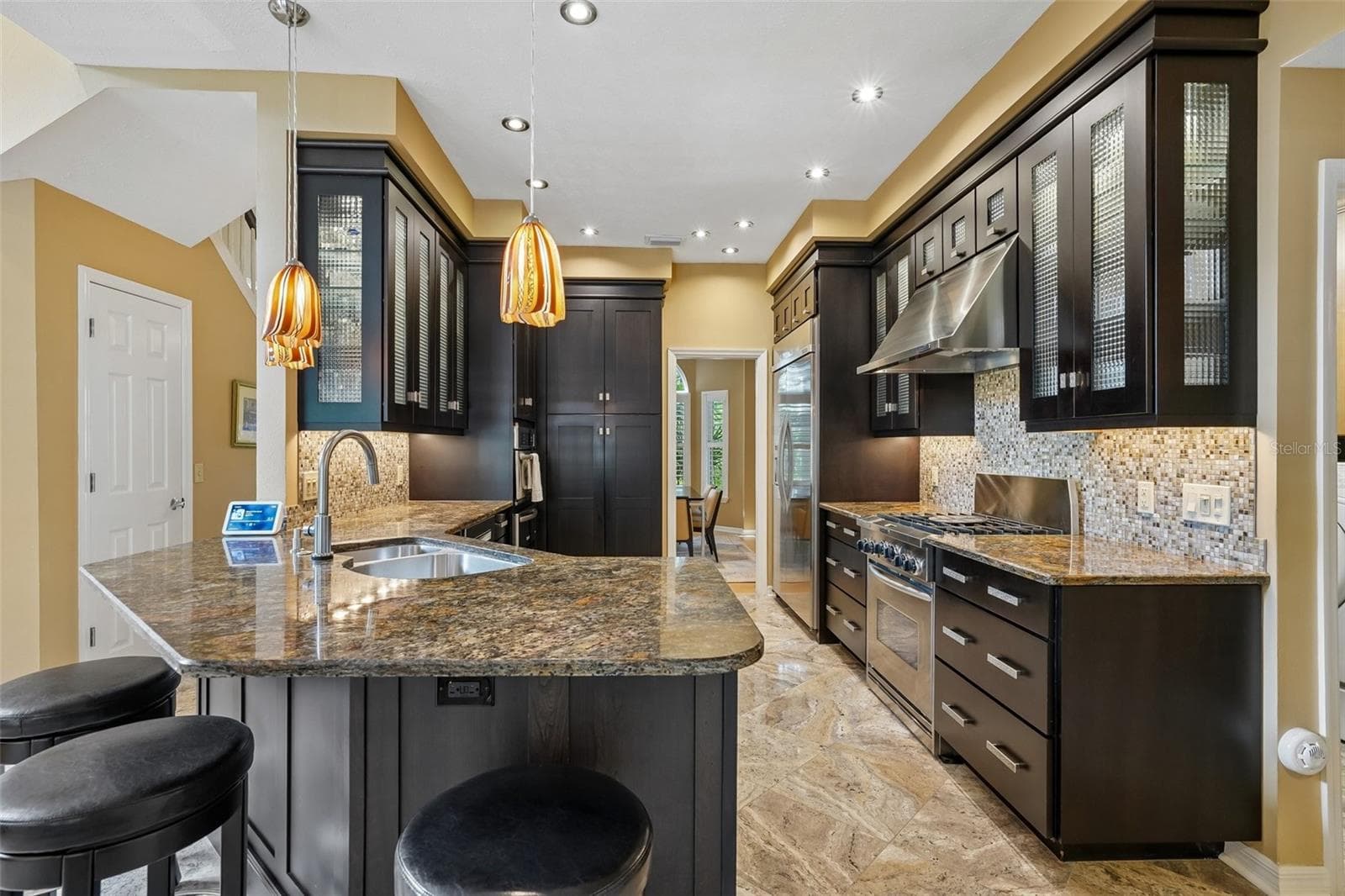 Kitchen - 4710 RIDGECLIFF DR, BRANDON