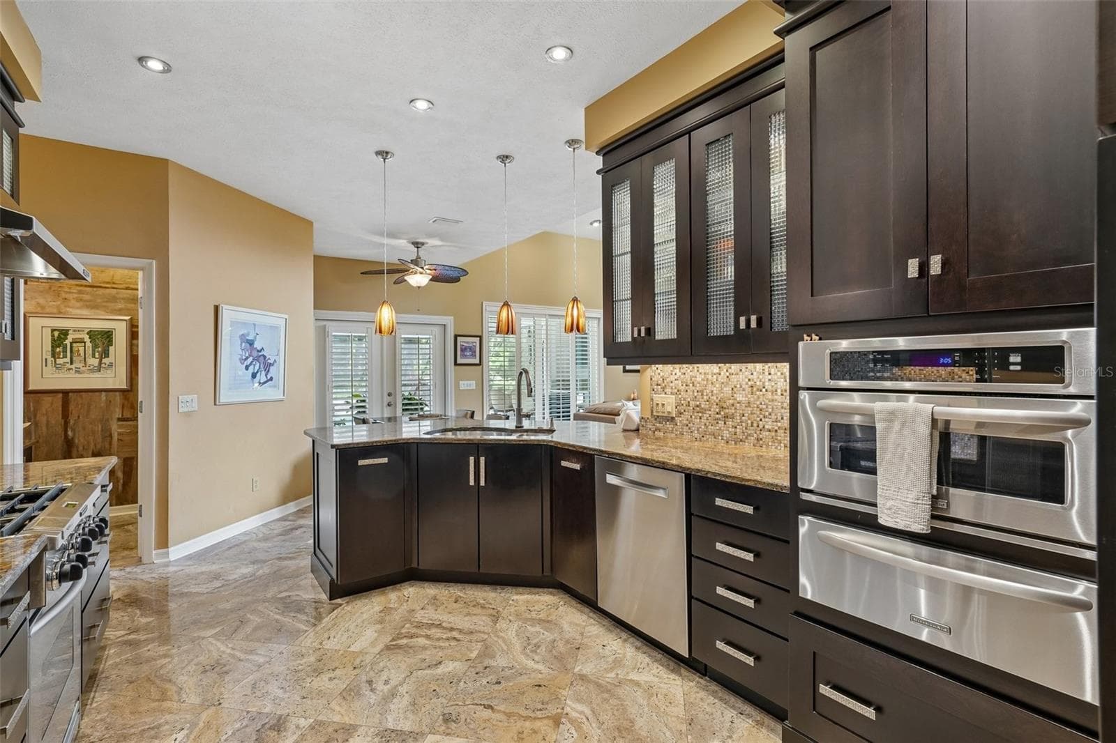 Kitchen - 4710 RIDGECLIFF DR, BRANDON